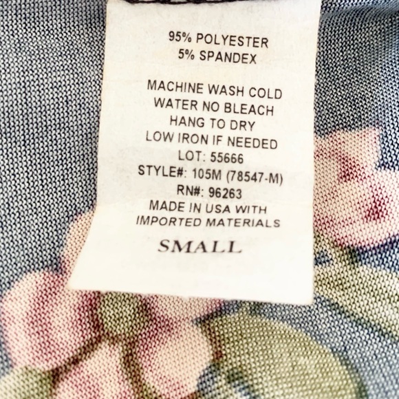 Tiffany & Grey Two Piece Top & Skirt Set Size Small - Picture 4 of 4